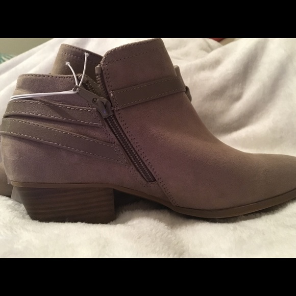Old Navy Faux-Suede Booties - Picture 4 of 8